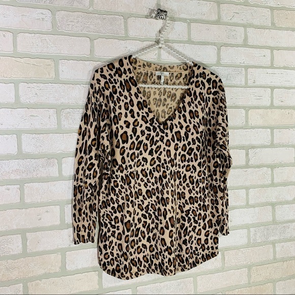 Joie Bold Leopard Print Chyanne Sweater Size S - Picture 5 of 10